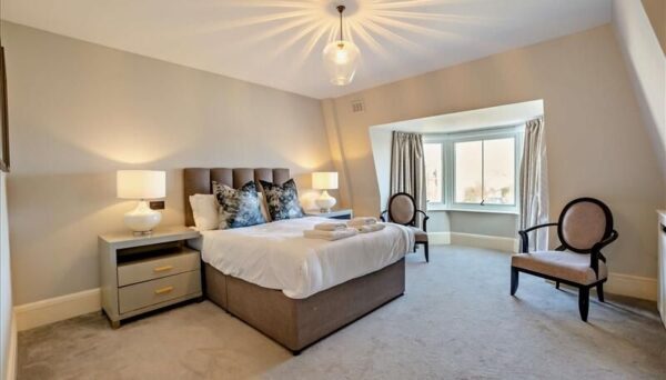 Park Road, Regents Park, London NW8