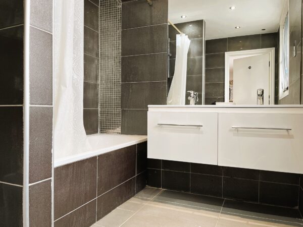 The Water Gardens, London W2