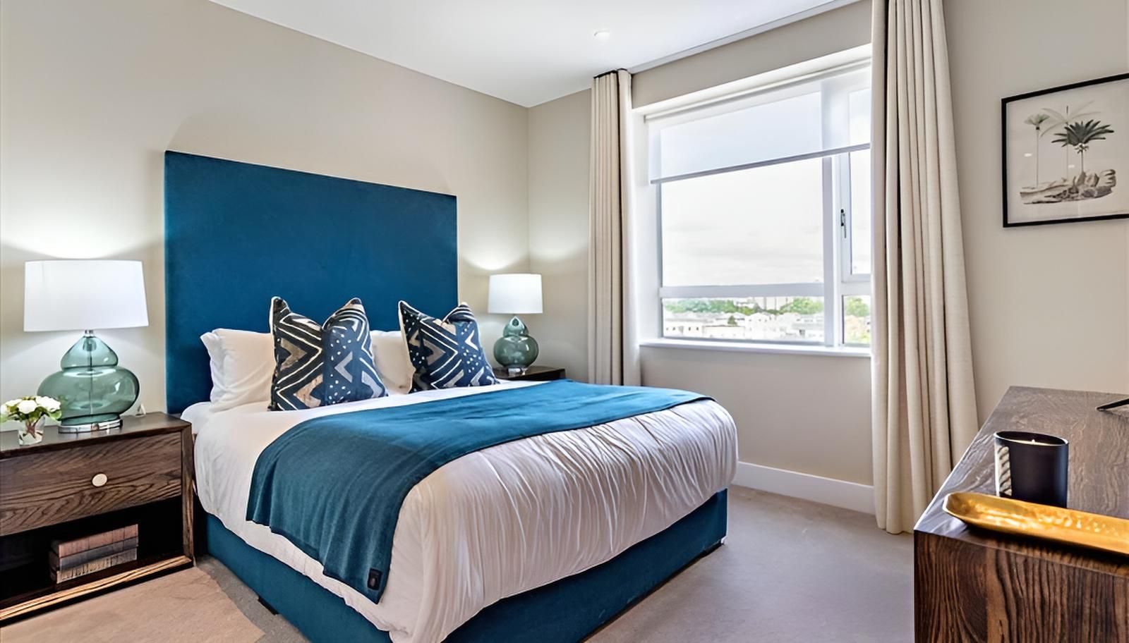 Westferry Circus, Canary Wharf, London