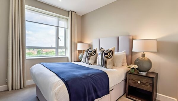 Westferry Circus, Canary Wharf, London