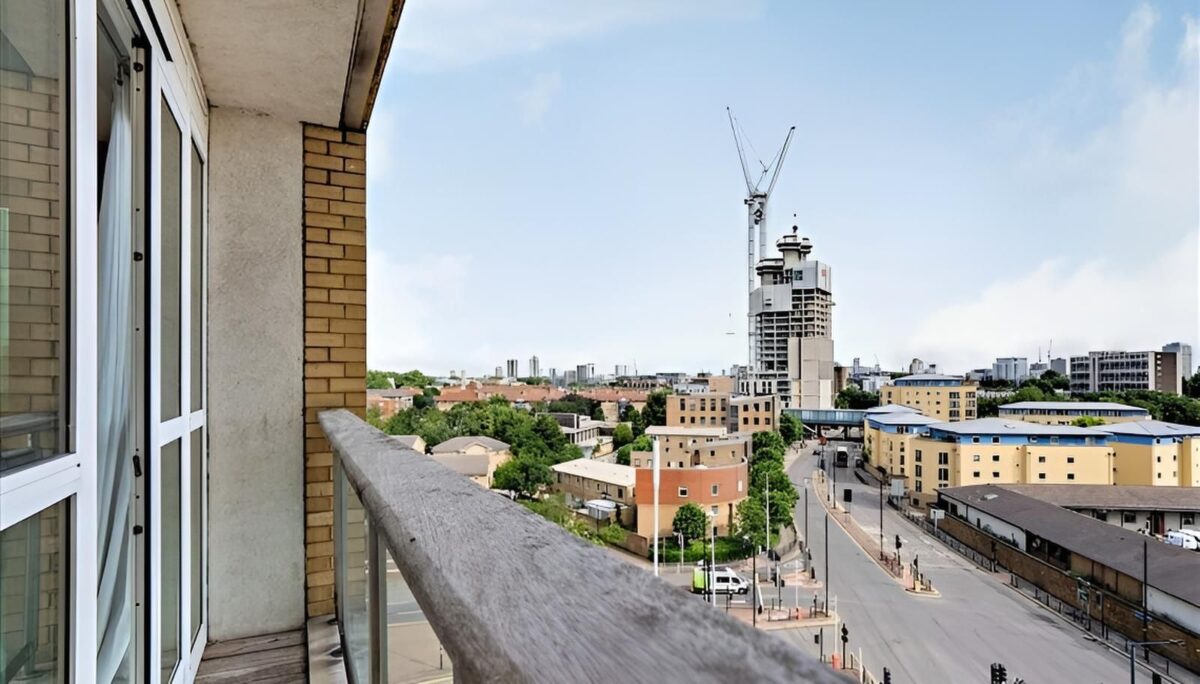 Westferry Circus, Canary Wharf, London