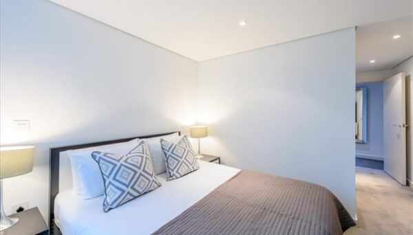 Merchant Square East, London W2