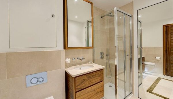 Kensington Gardens Square, London W2