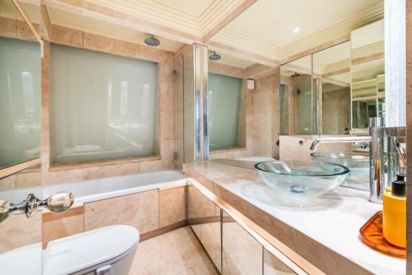 Hyde Park Square, London