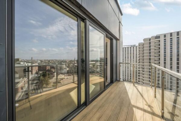 Ebury Apartments, Victoria, London