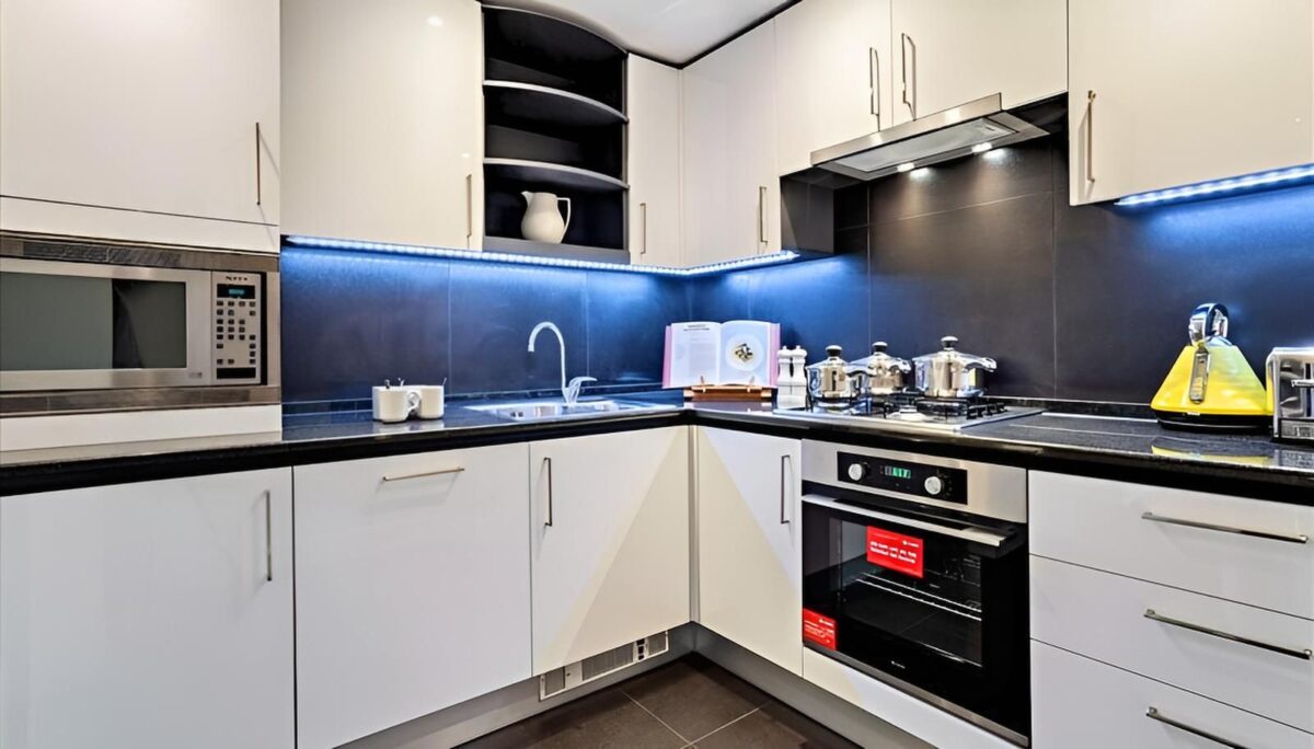 Westferry Circus, Canary Wharf, London