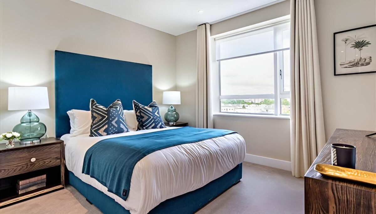 Westferry Circus, Canary Wharf, London