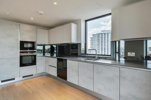 Ebury Apartments, Victoria, London