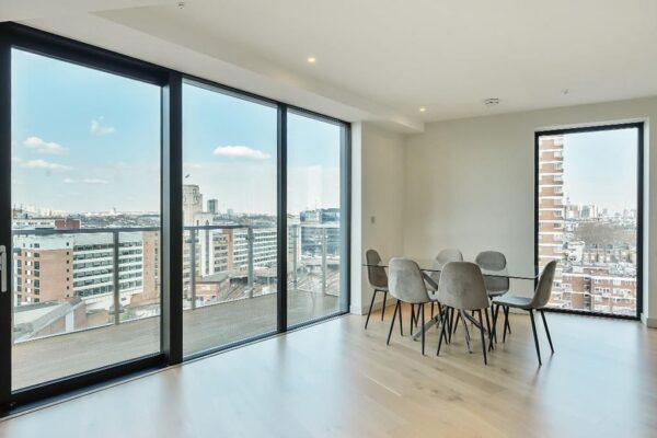 Ebury Apartments, Victoria, London