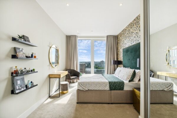 Bridges Court Road, Battersea, London