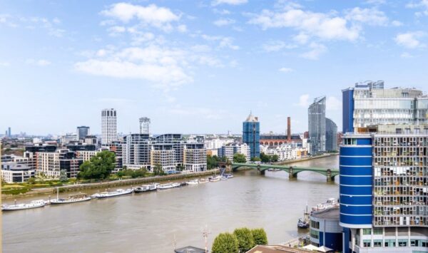 Bridges Court Road, Battersea, London