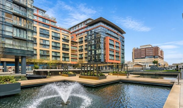 Merchant Square East, London W2
