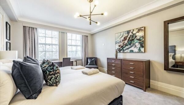 Park Road, Regent's Park, London NW8