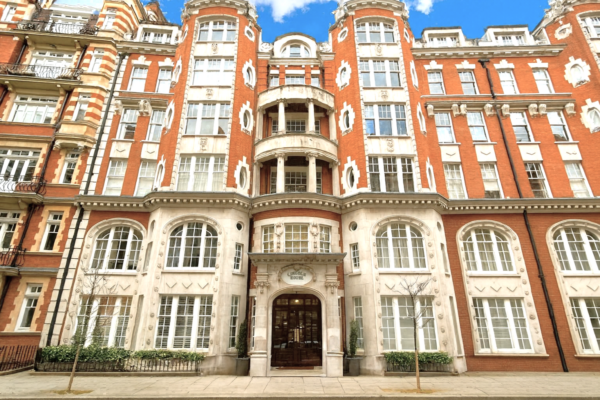 Basil Street, Knightsbridge, London SW3