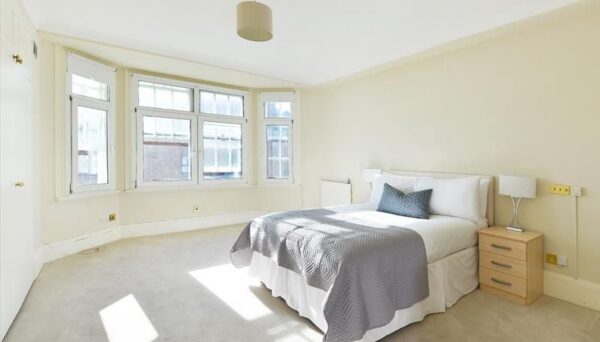 Park Road, Regents Park, London NW8