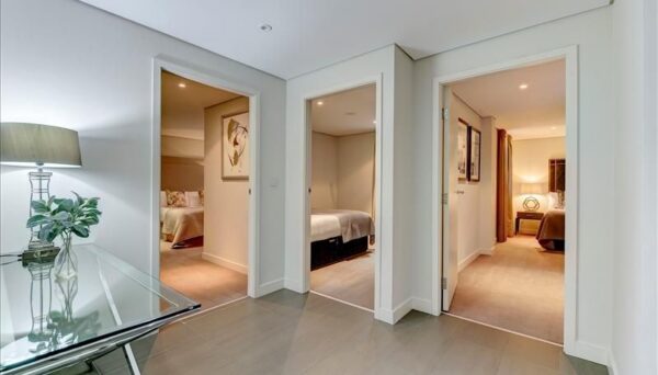 Merchant Square East, London W2